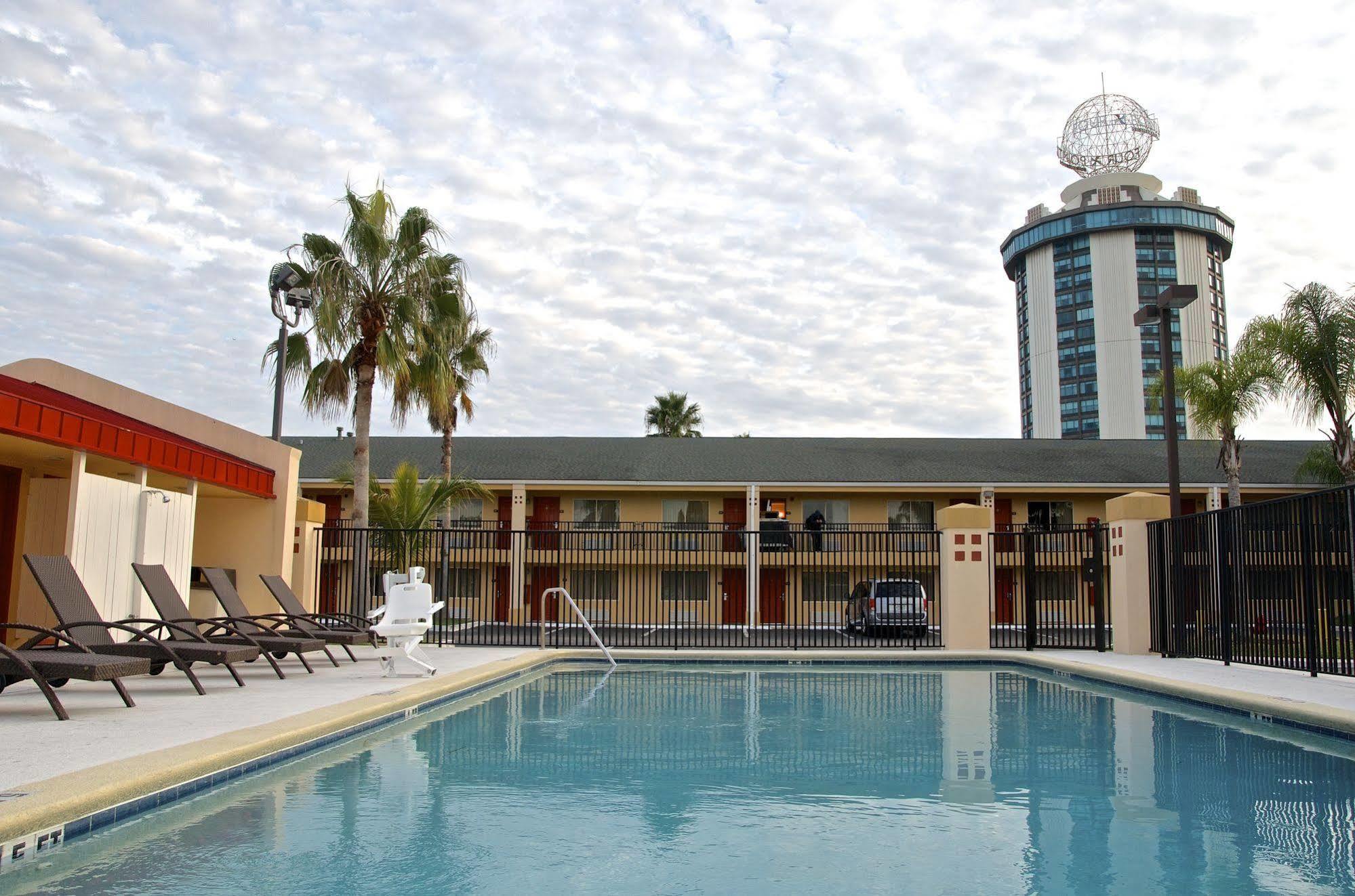 Super 8 By Wyndham Orlando International Drive Hotel Buitenkant foto
